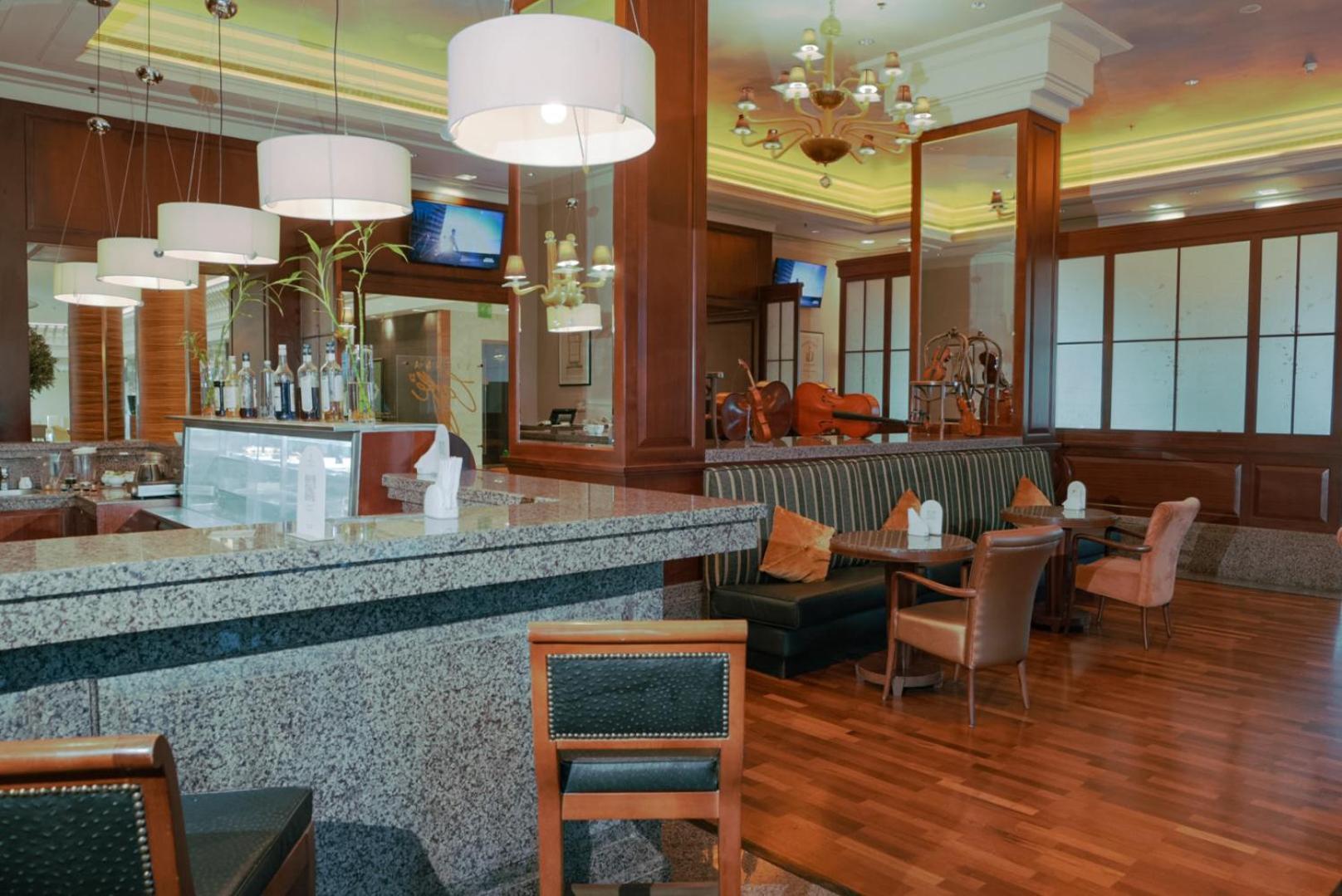 Sheraton Dammam Hotel & Convention Centre Kültér fotó
