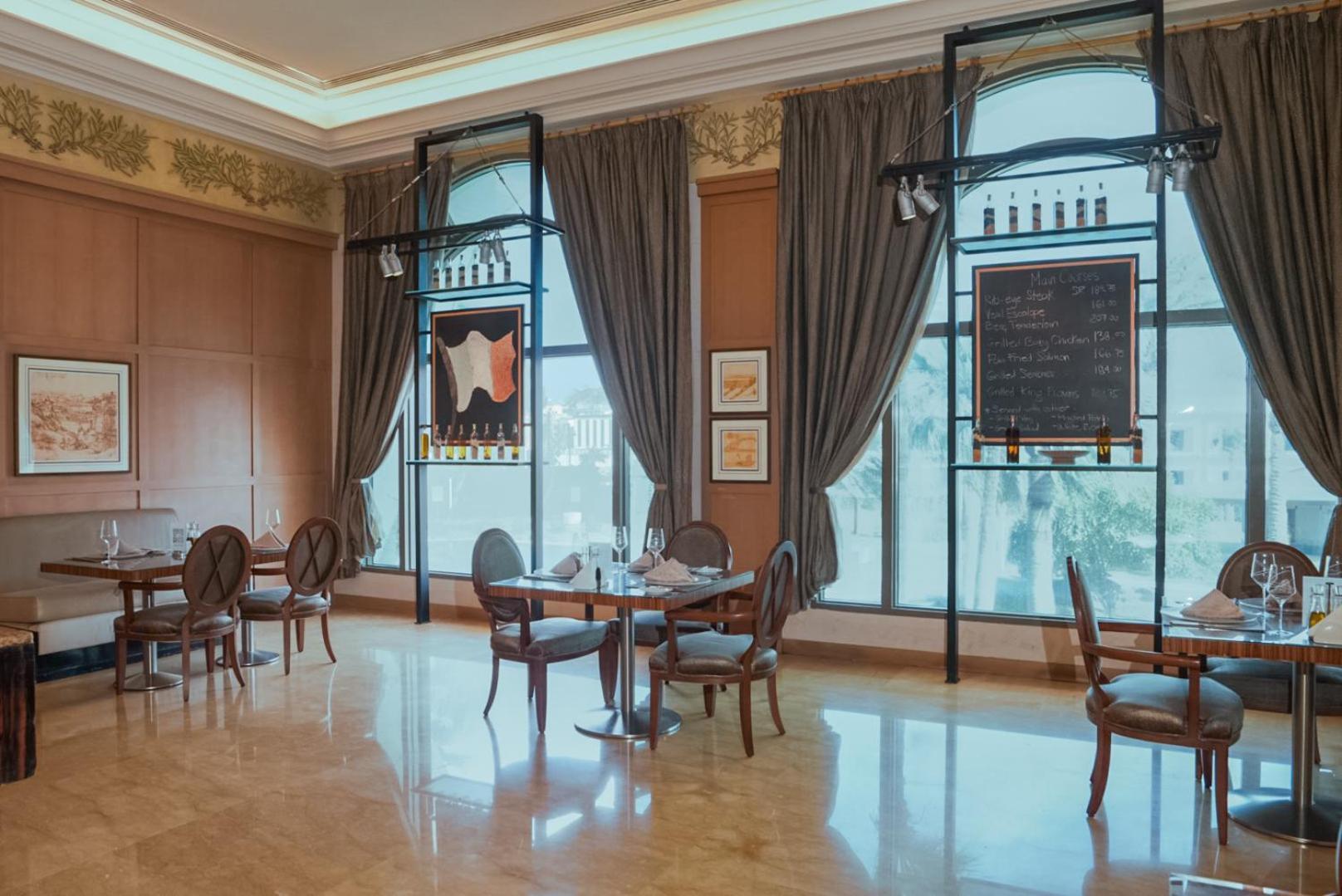 Sheraton Dammam Hotel & Convention Centre Kültér fotó